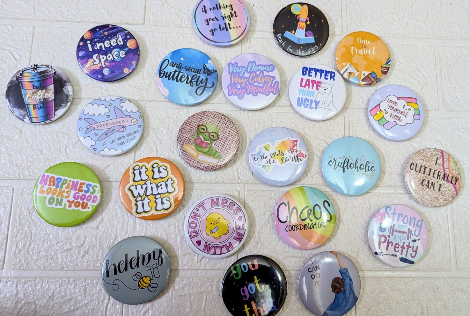 Real Colour Crush custom badge photo in the UK. Real Colour Crush badge design for personalized gifting in the UK.