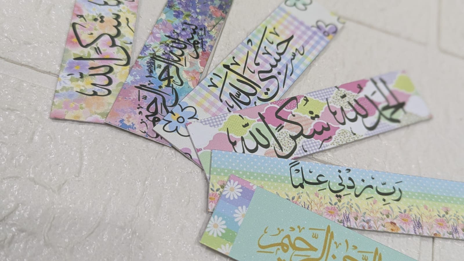 Real Colour Crush personalized bookmark photo in the UK. Real Colour Crush bookmark design for readers and gift bundles in the UK.